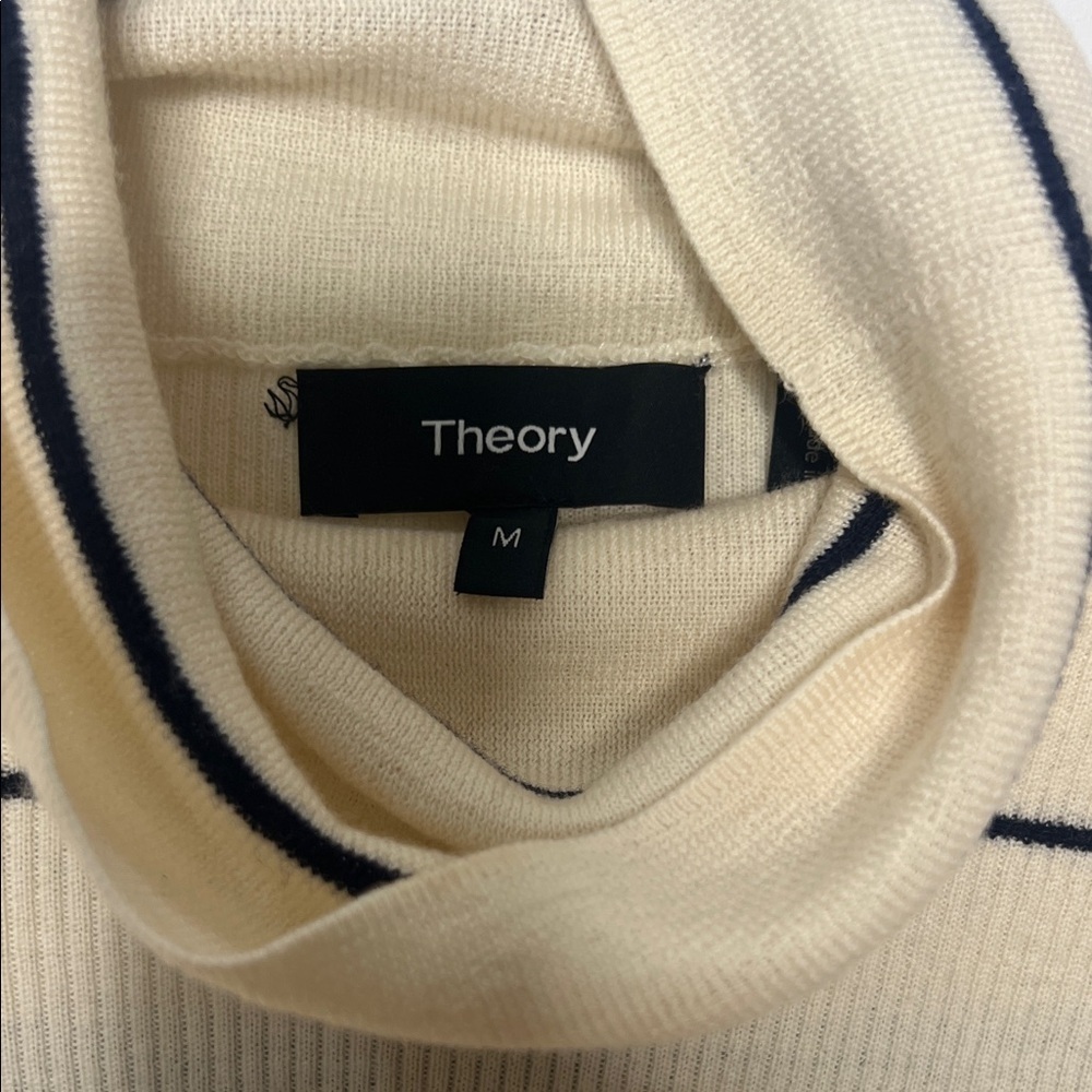 Theory Merino Wool Striped Turtleneck Sweater Medium Crop Navy Ivory - Picture 3 of 6